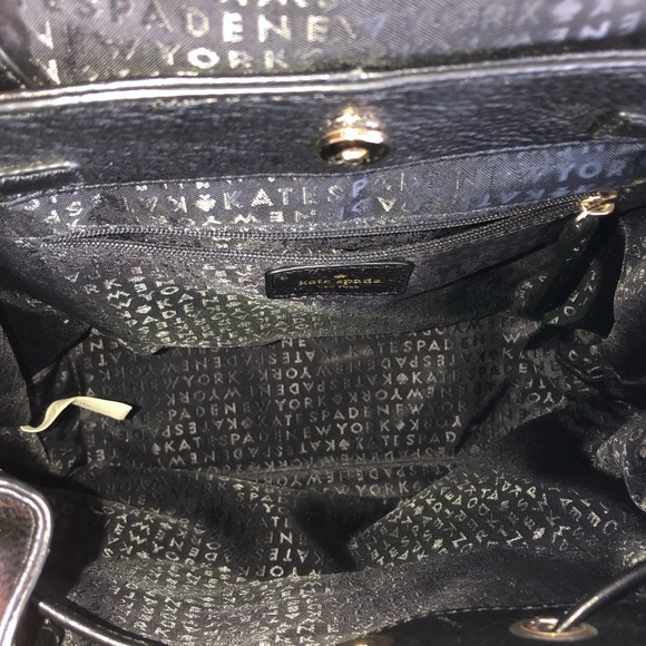 Kate Spade bag with gold hardware - Picture 3 of 11